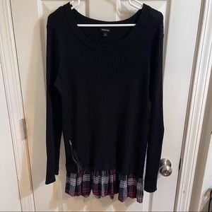 Torrid tunic length sweater with plaid bottom